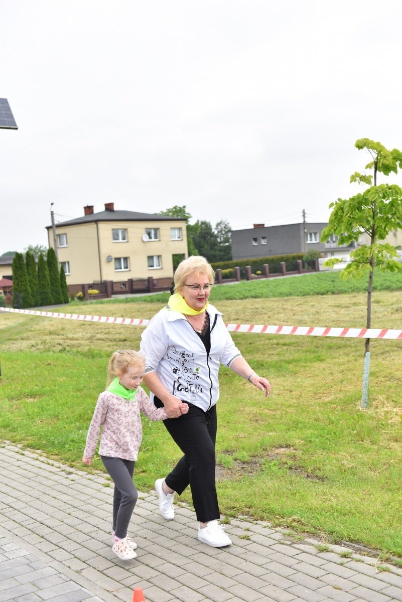 Zdjęcie w galerii na portalu naszwodzislaw.com: Festyn z okazji 25-lecia Radlina [FOTO] wiadomości z regionu