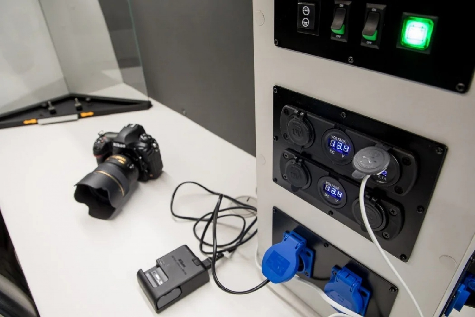 Zdjęcie w galerii na portalu naszwodzislaw.com: Województwo dysponuje Mobilnym Centrum Digitalizacji wiadomości z regionu