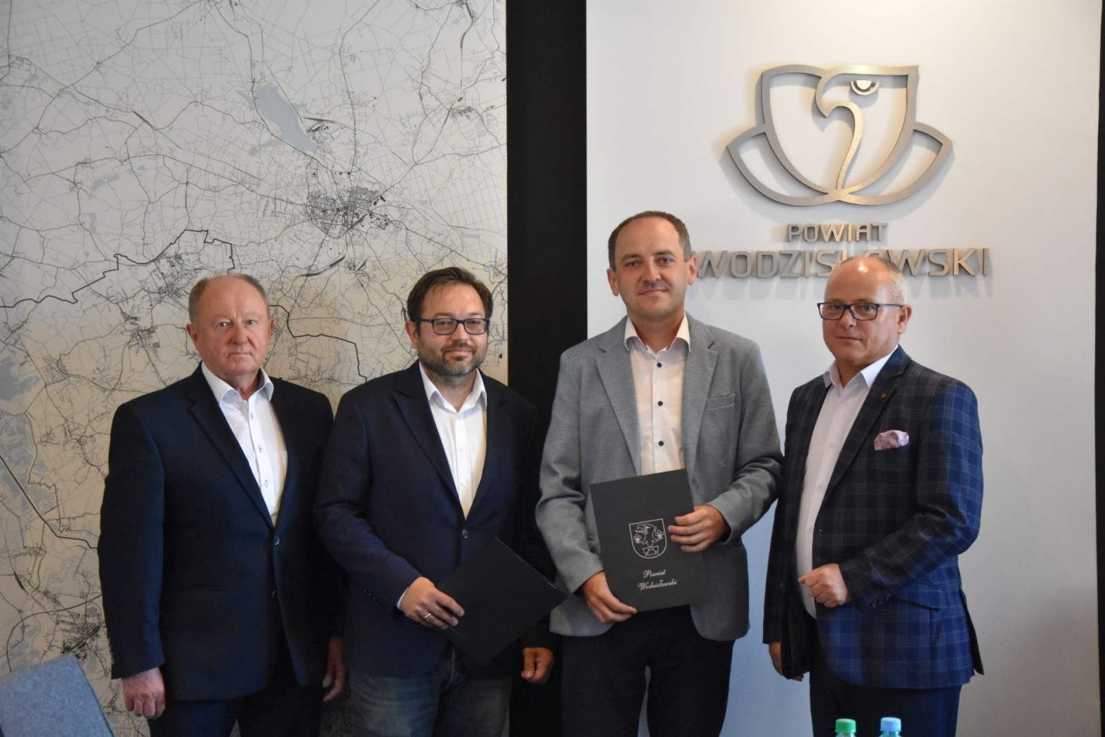 Zdjęcie w galerii na portalu naszwodzislaw.com: Szykuje się kolejna inwestycja powiatu w szkoły wiadomości z regionu