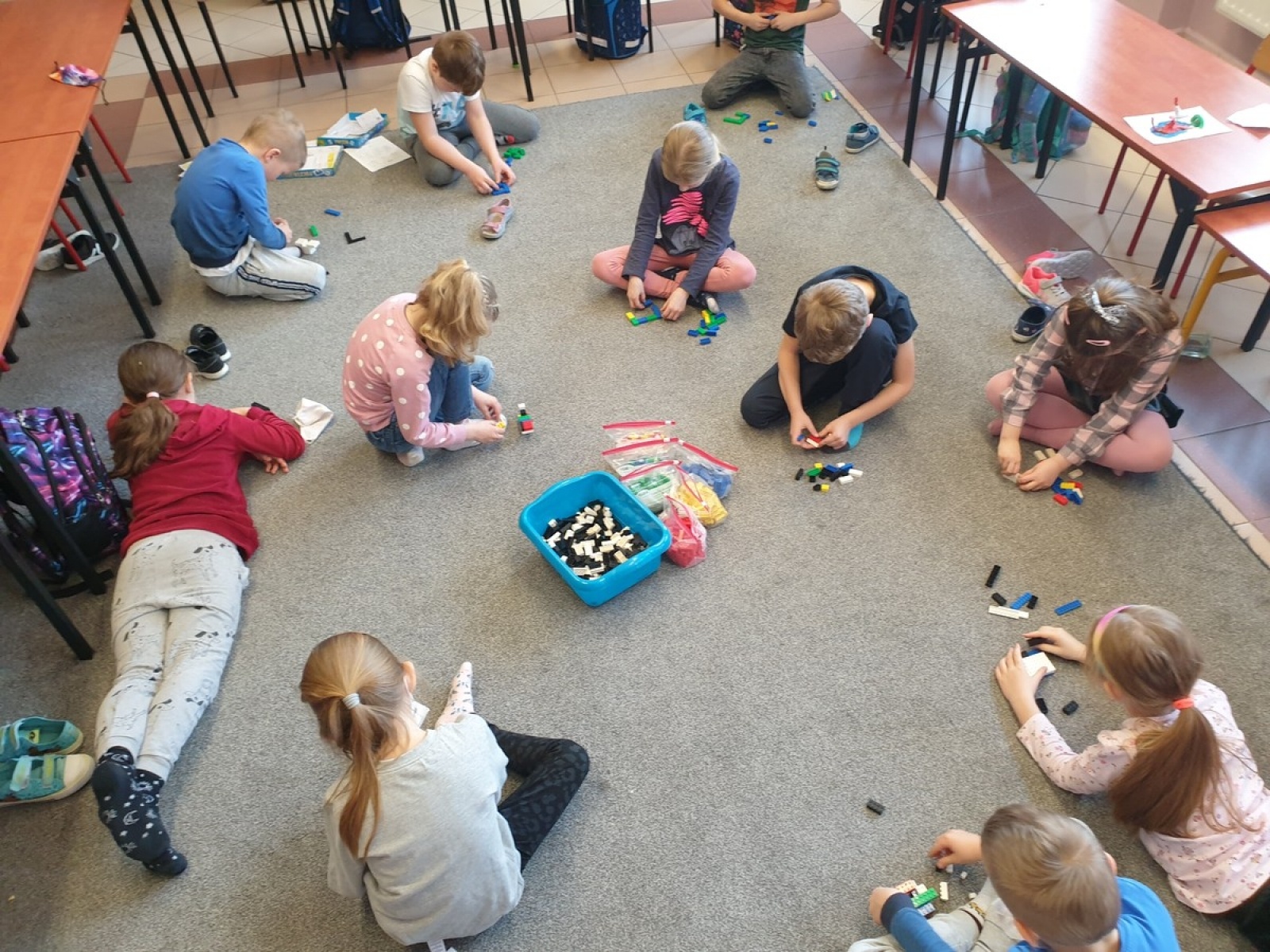 Zdjęcie w galerii na portalu naszwodzislaw.com: Klocowy zawrót głowy w ZSP3 wiadomości z regionu