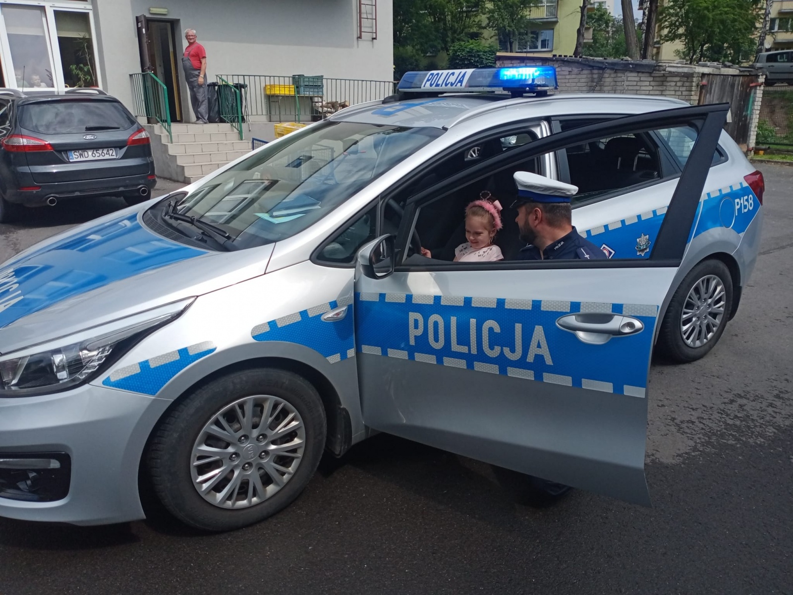 Zdjęcie w galerii na portalu naszwodzislaw.com: Bezpieczne wakacje w Przedszkolu numer 9 wiadomości z regionu