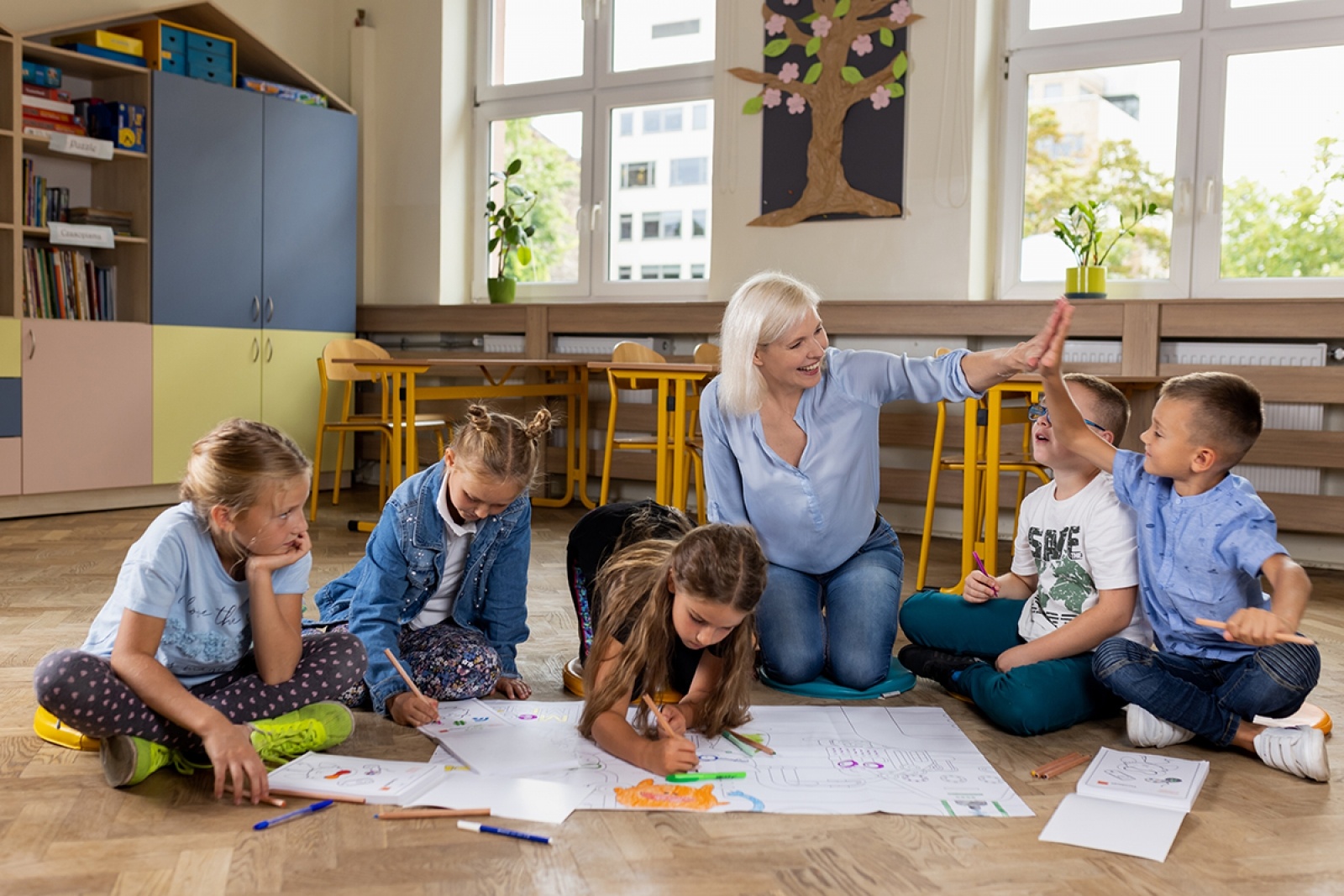 Zdjęcie w galerii na portalu naszwodzislaw.com: Nowoczesna edukacja cyfrowa w śląskich szkołach wiadomości z regionu