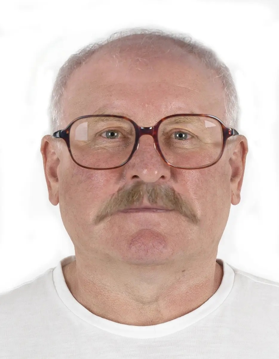 Zdjęcie w galerii na portalu naszwodzislaw.com: Śląska policja pokazała, jak może zmieniać swój wygląd poszukiwany listem gończym Jacek Jaworek wiadomości z regionu