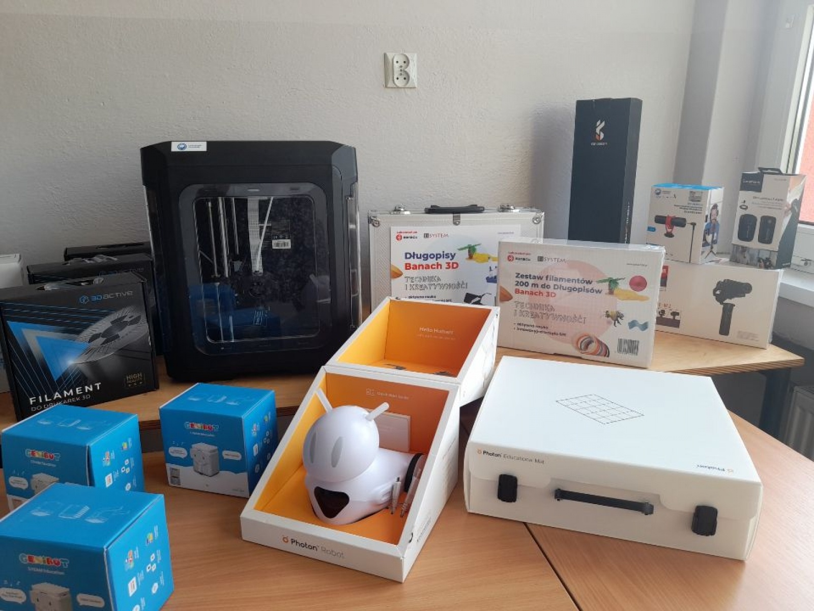 Zdjęcie w galerii na portalu naszwodzislaw.com: Uczniowie ZPSWR uczestniczyli w międzynarodowym programie wiadomości z regionu