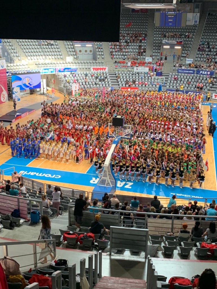 Zdjęcie w galerii na portalu naszwodzislaw.com: Sukcesy radlińskich mażoretek w Zadarze wiadomości z regionu