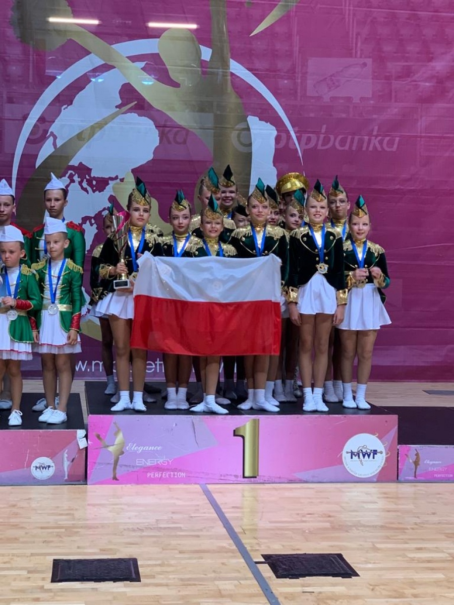 Zdjęcie w galerii na portalu naszwodzislaw.com: Sukcesy radlińskich mażoretek w Zadarze wiadomości z regionu