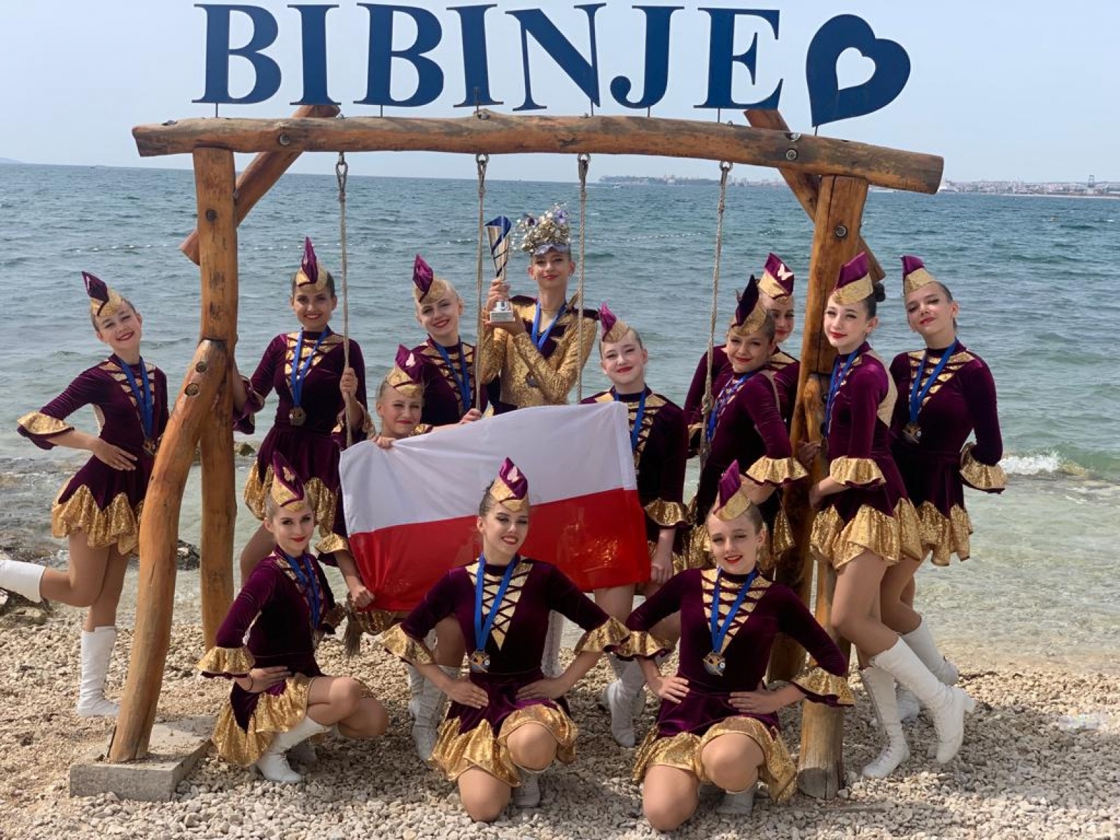 Zdjęcie w galerii na portalu naszwodzislaw.com: Sukcesy radlińskich mażoretek w Zadarze wiadomości z regionu