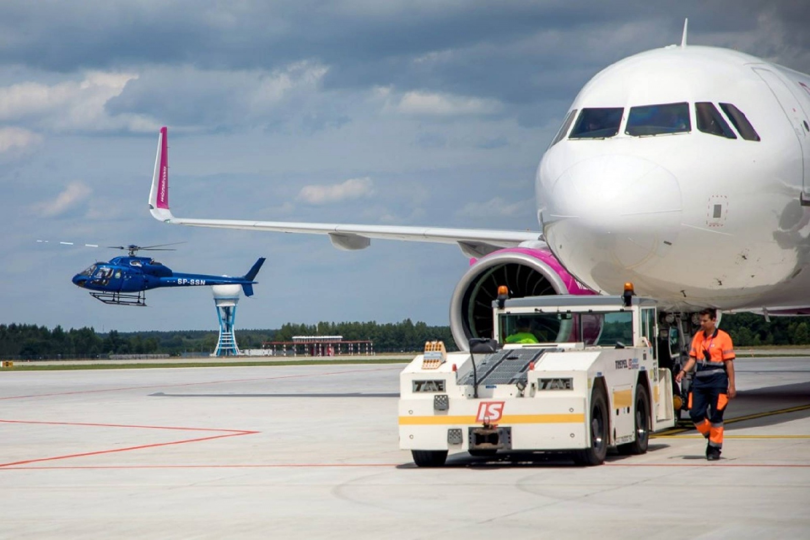 Zdjęcie w galerii na portalu naszwodzislaw.com: Nowa inwestycja w Międzynarodowym Porcie Lotniczym w Katowicach wiadomości z regionu