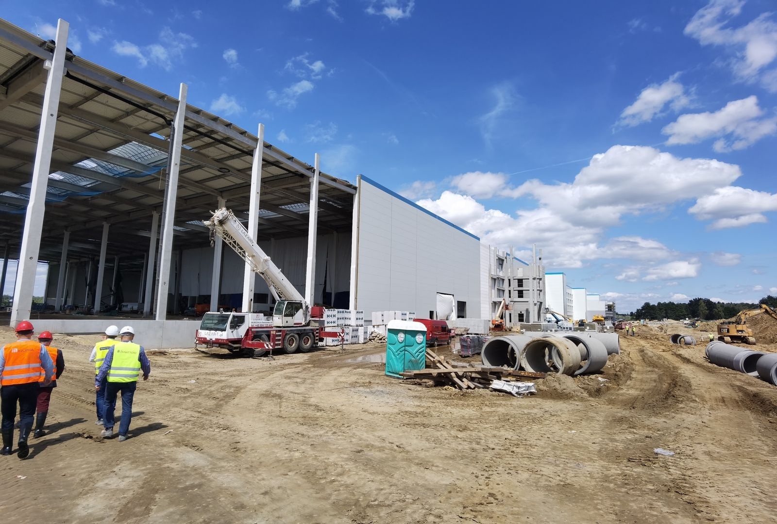 Zdjęcie w galerii na portalu naszwodzislaw.com: Raport z budowy centrum logistycznego w Gorzyczkach wiadomości z regionu