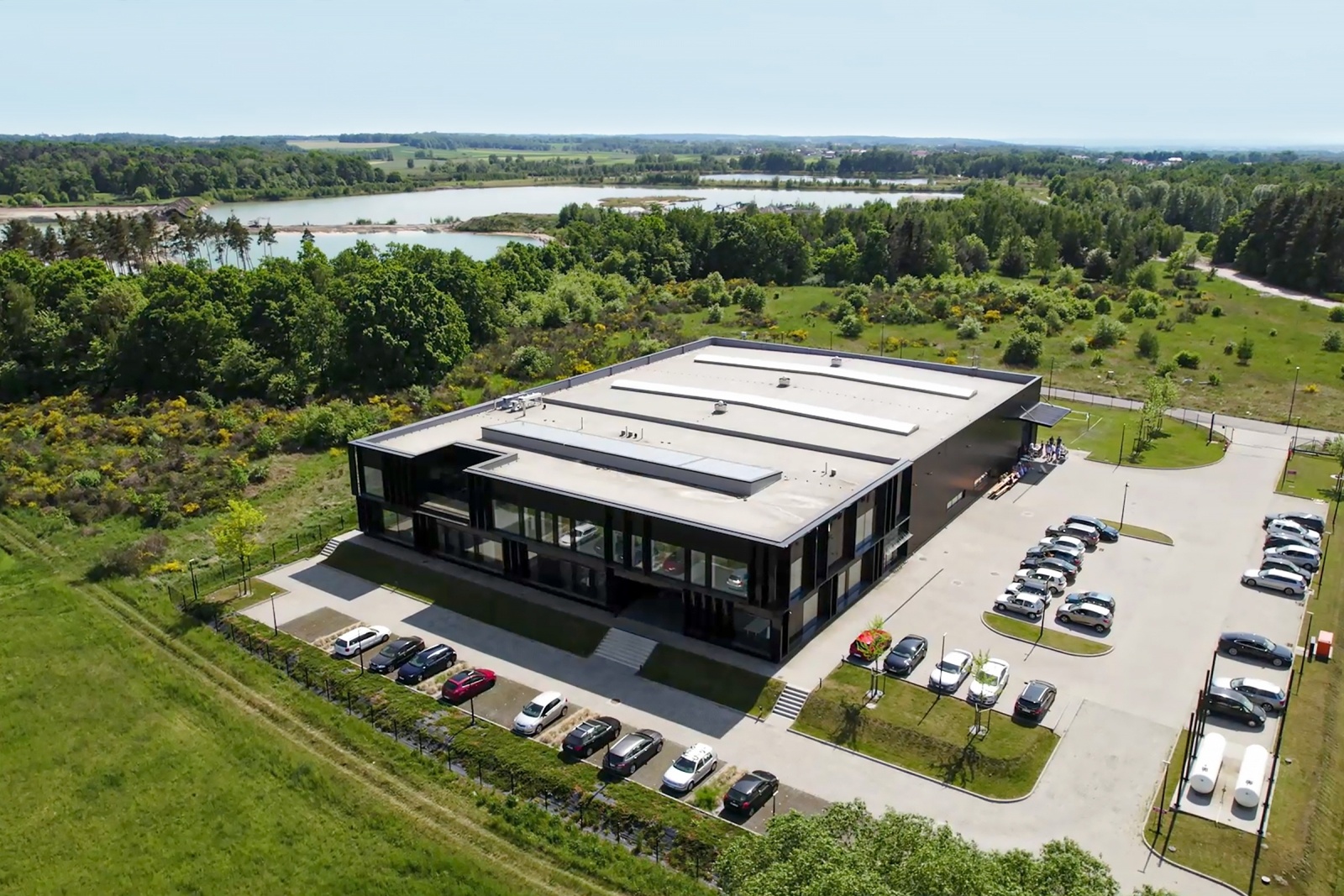 Zdjęcie w galerii na portalu naszwodzislaw.com: PIVEXIN TECHNOLOGY Sp. z o. o. z siedzibą w Babicach poszukuje pracowników, trwa rekrutacja do Działu IT, Technicznego i  Handlowego.  wiadomości z regionu