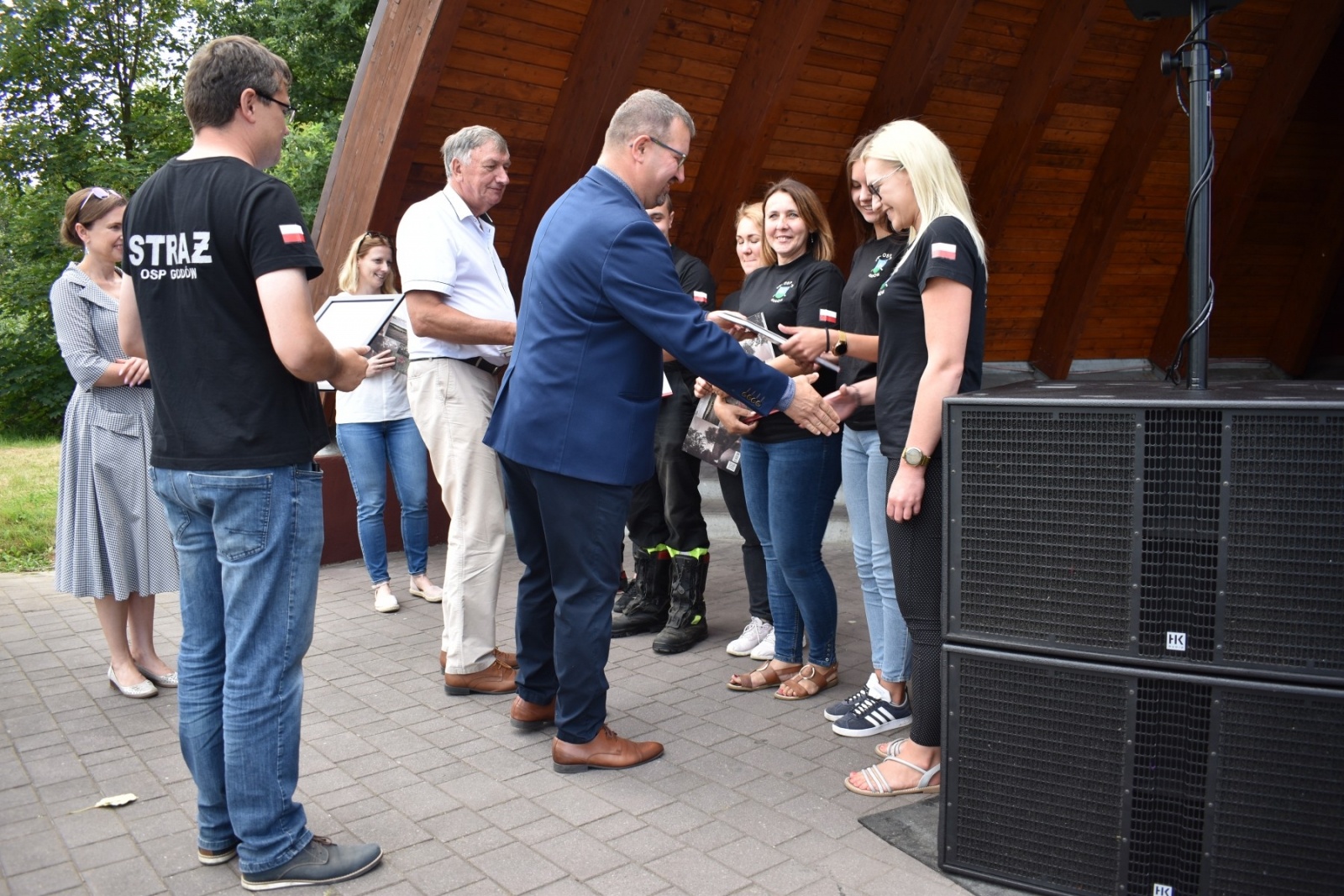 Zdjęcie w galerii na portalu naszwodzislaw.com: Ogrom uznania, wdzięczności i podziwu. Gmina Godów uhonorowała wolontariuszy wiadomości z regionu