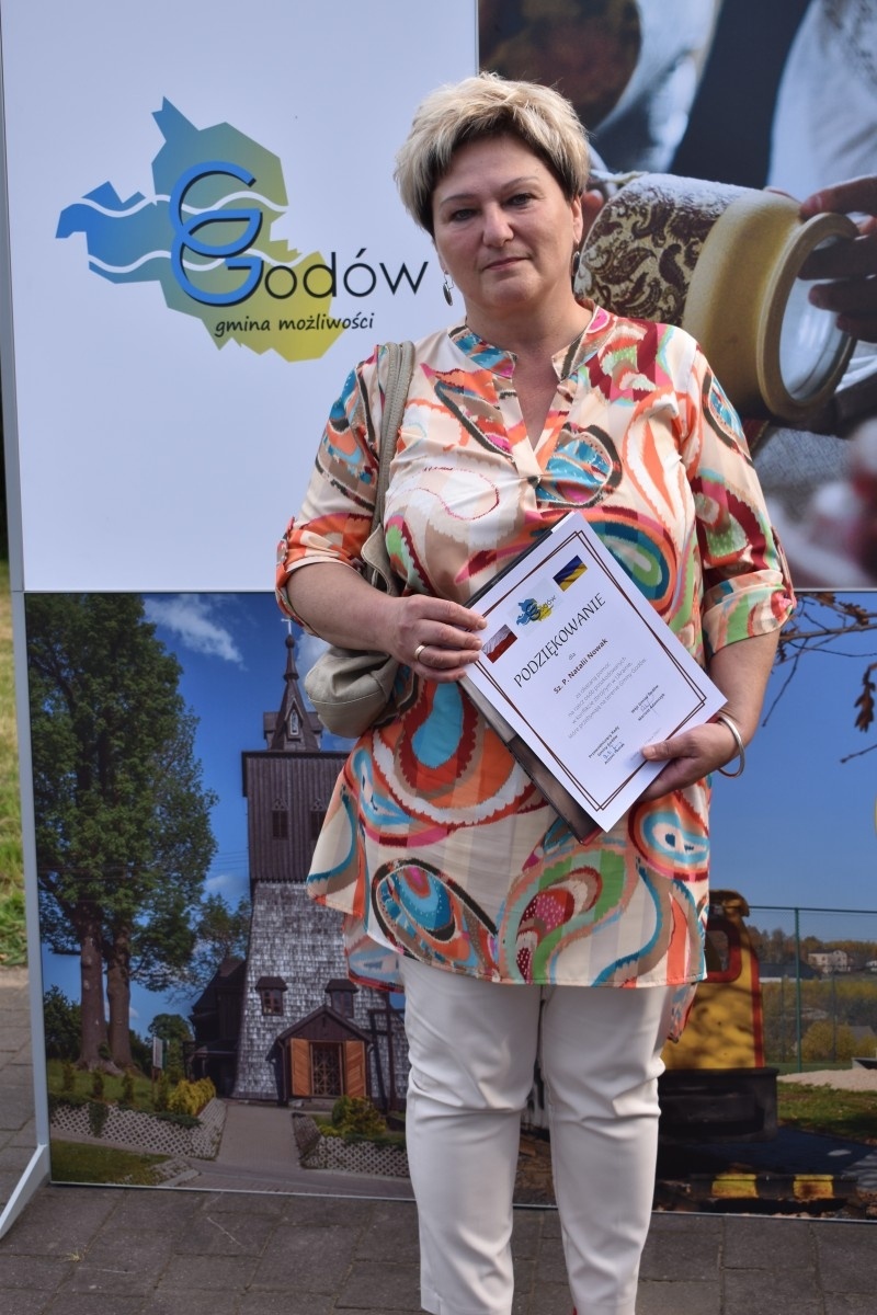 Zdjęcie w galerii na portalu naszwodzislaw.com: Ogrom uznania, wdzięczności i podziwu. Gmina Godów uhonorowała wolontariuszy wiadomości z regionu