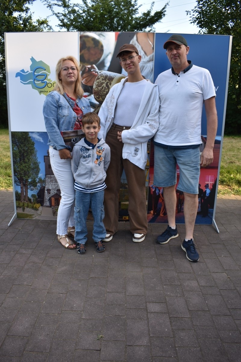 Zdjęcie w galerii na portalu naszwodzislaw.com: Ogrom uznania, wdzięczności i podziwu. Gmina Godów uhonorowała wolontariuszy wiadomości z regionu