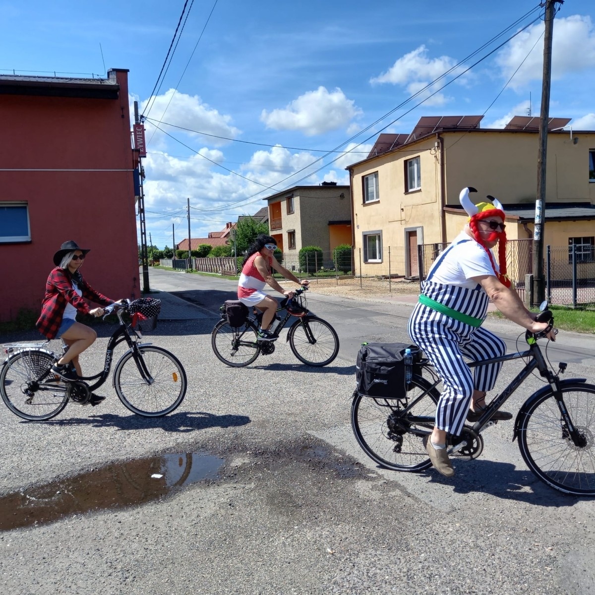 Zdjęcie w galerii na portalu naszwodzislaw.com: Ogrom uznania, wdzięczności i podziwu. Gmina Godów uhonorowała wolontariuszy wiadomości z regionu