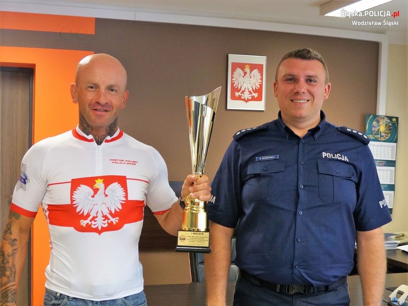 Zdjęcie w galerii na portalu naszwodzislaw.com: Wodzisławski policjant szosowym mistrzem Polski w kolarstwie górskim wiadomości z regionu