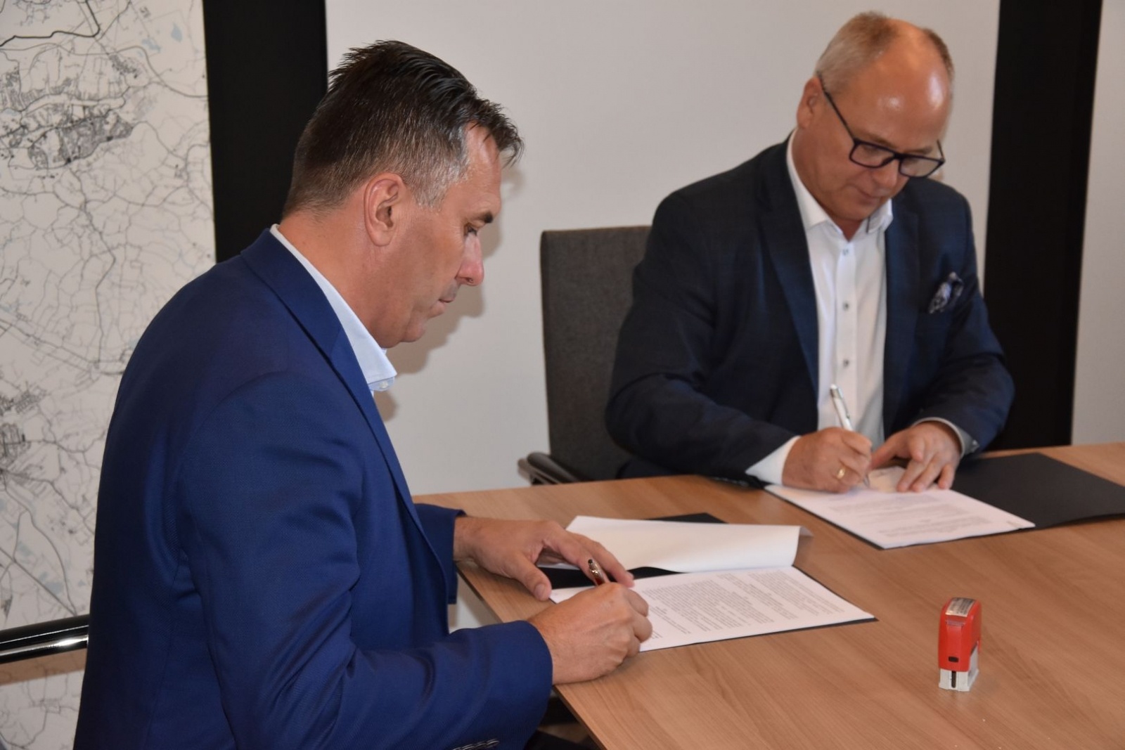 Zdjęcie w galerii na portalu naszwodzislaw.com: Wiejska w Uchylsku do przebudowy wiadomości z regionu