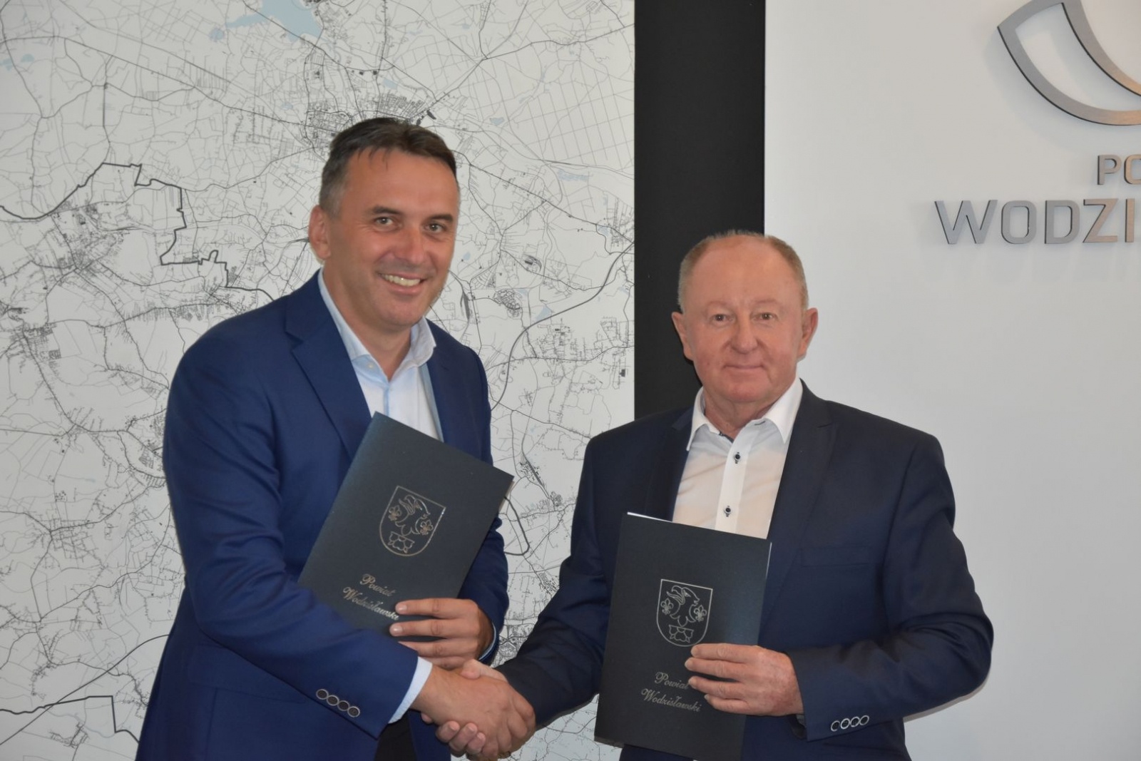 Zdjęcie w galerii na portalu naszwodzislaw.com: Wiejska w Uchylsku do przebudowy wiadomości z regionu