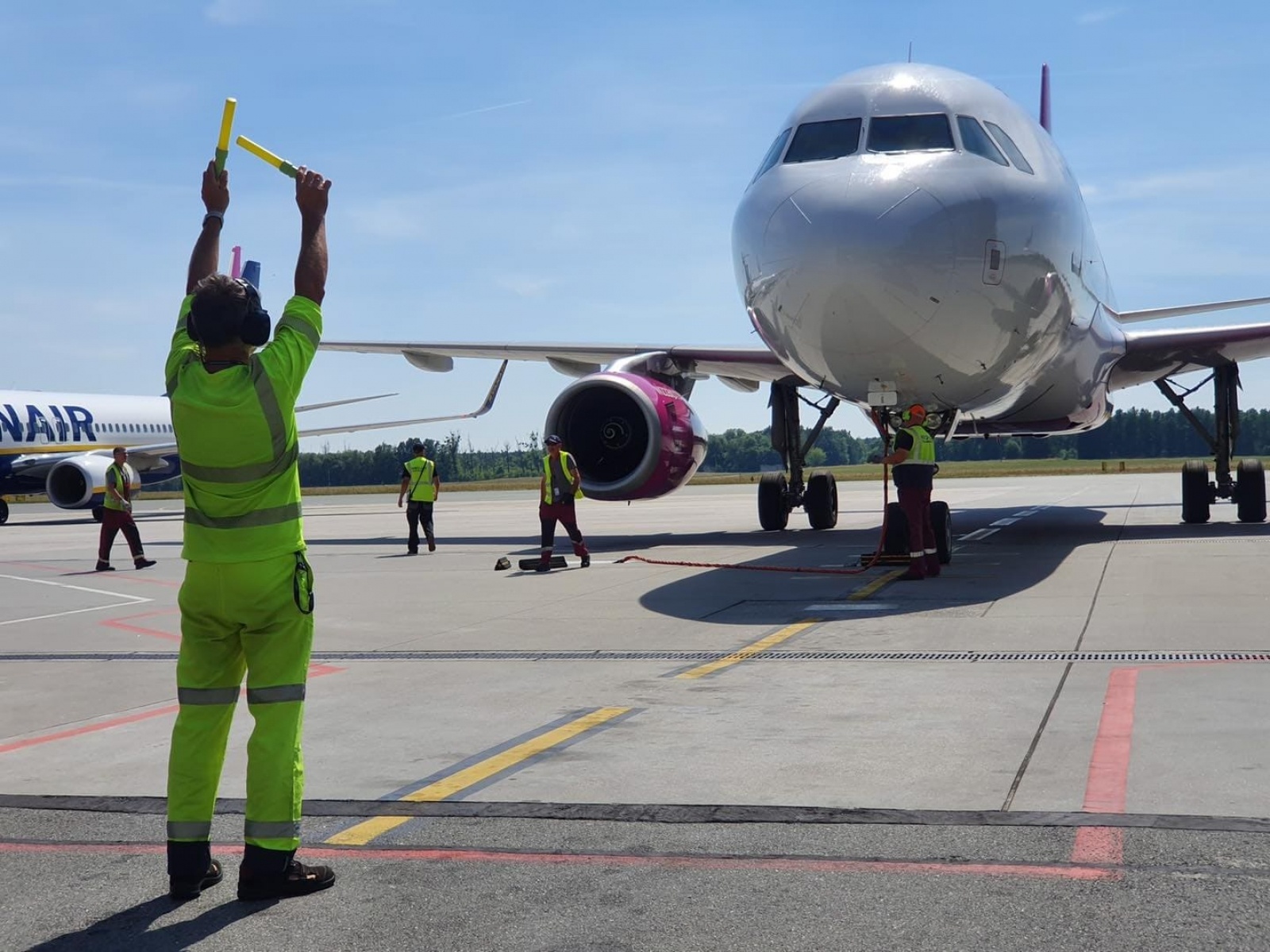 Zdjęcie w galerii na portalu naszwodzislaw.com: Wizz Air powiększa bazę we Wrocławiu. Nowe połączenia uruchomione wiadomości z regionu