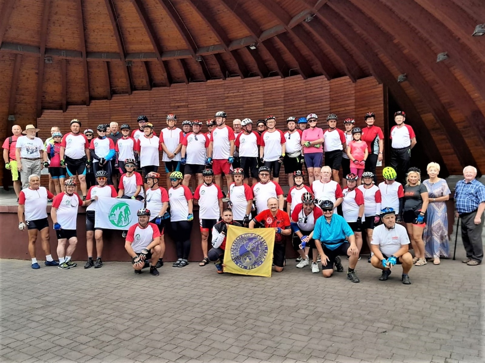 Zdjęcie w galerii na portalu naszwodzislaw.com: 103. rocznica I Powstania Śląskiego. W Godowie pamiętają o powstańcach [FOTO] wiadomości z regionu