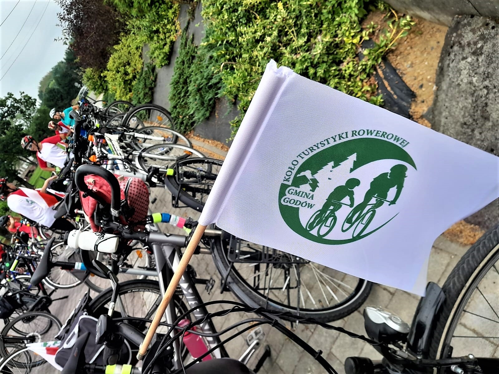 Zdjęcie w galerii na portalu naszwodzislaw.com: 103. rocznica I Powstania Śląskiego. W Godowie pamiętają o powstańcach [FOTO] wiadomości z regionu