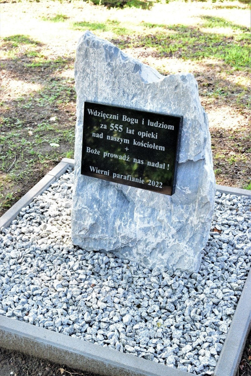 Zdjęcie w galerii na portalu naszwodzislaw.com: Kościół w Łaziskach ma już ponad pięć i pół wieku [FOTO] wiadomości z regionu