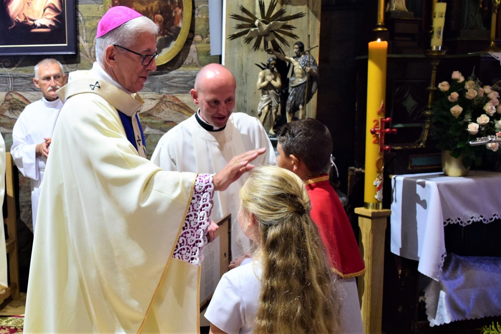Zdjęcie w galerii na portalu naszwodzislaw.com: Kościół w Łaziskach ma już ponad pięć i pół wieku [FOTO] wiadomości z regionu