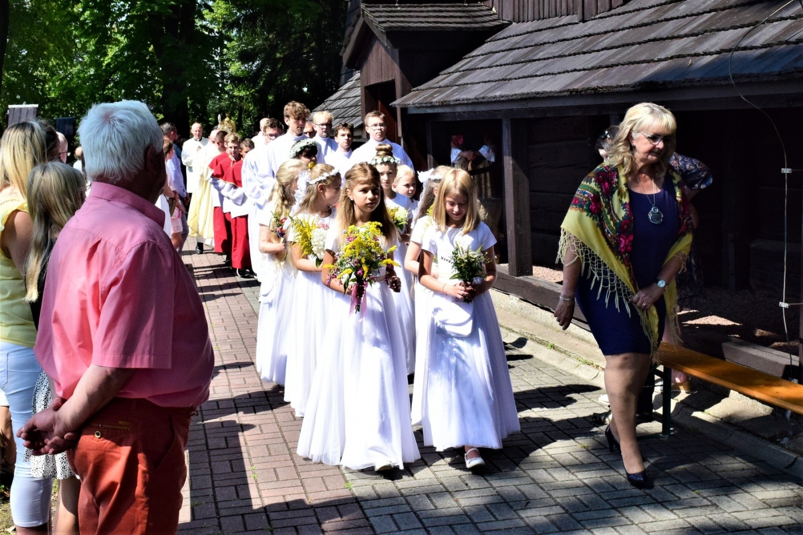 Zdjęcie w galerii na portalu naszwodzislaw.com: Kościół w Łaziskach ma już ponad pięć i pół wieku [FOTO] wiadomości z regionu