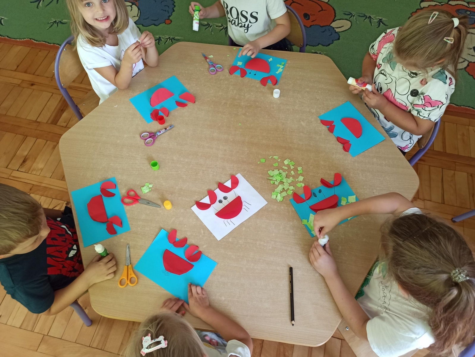 Zdjęcie w galerii na portalu naszwodzislaw.com: W czasie wakacji przedszkolaki rozwijają swą kreatywność wiadomości z regionu