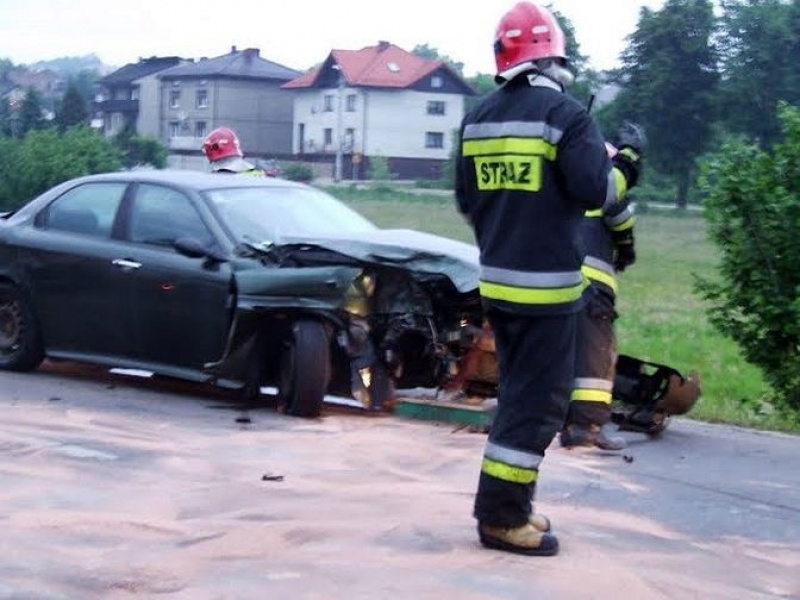 Zdjęcie w galerii na portalu naszwodzislaw.com: Groźny wypadek na Pszowskiej wiadomości z regionu