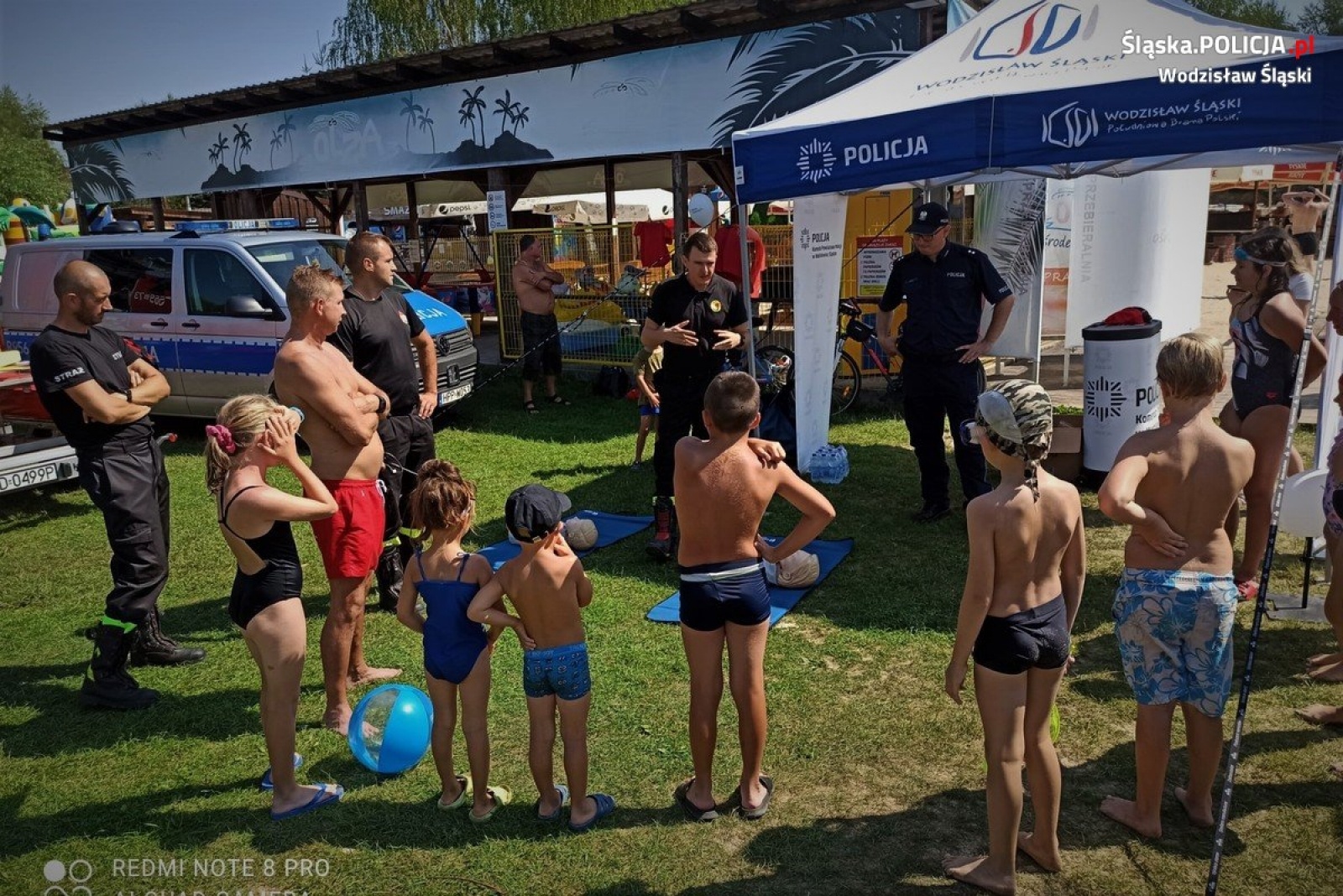 Zdjęcie w galerii na portalu naszwodzislaw.com: Wspólna akcja policji, strażaków i WOPR na ośrodku w Olzie wiadomości z regionu