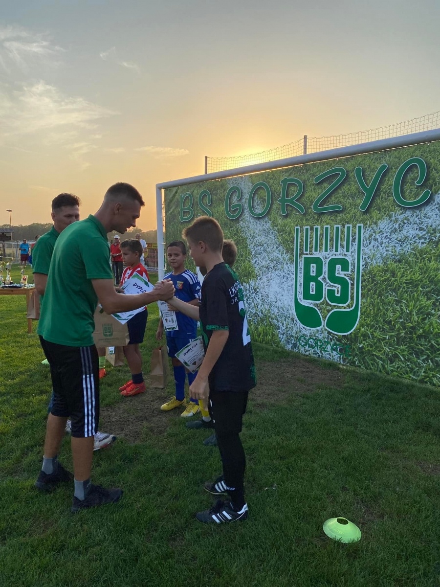 Zdjęcie w galerii na portalu naszwodzislaw.com: Emocji i goli pod dostatkiem. Gorzyce Cup na półmetku [FOTO] wiadomości z regionu