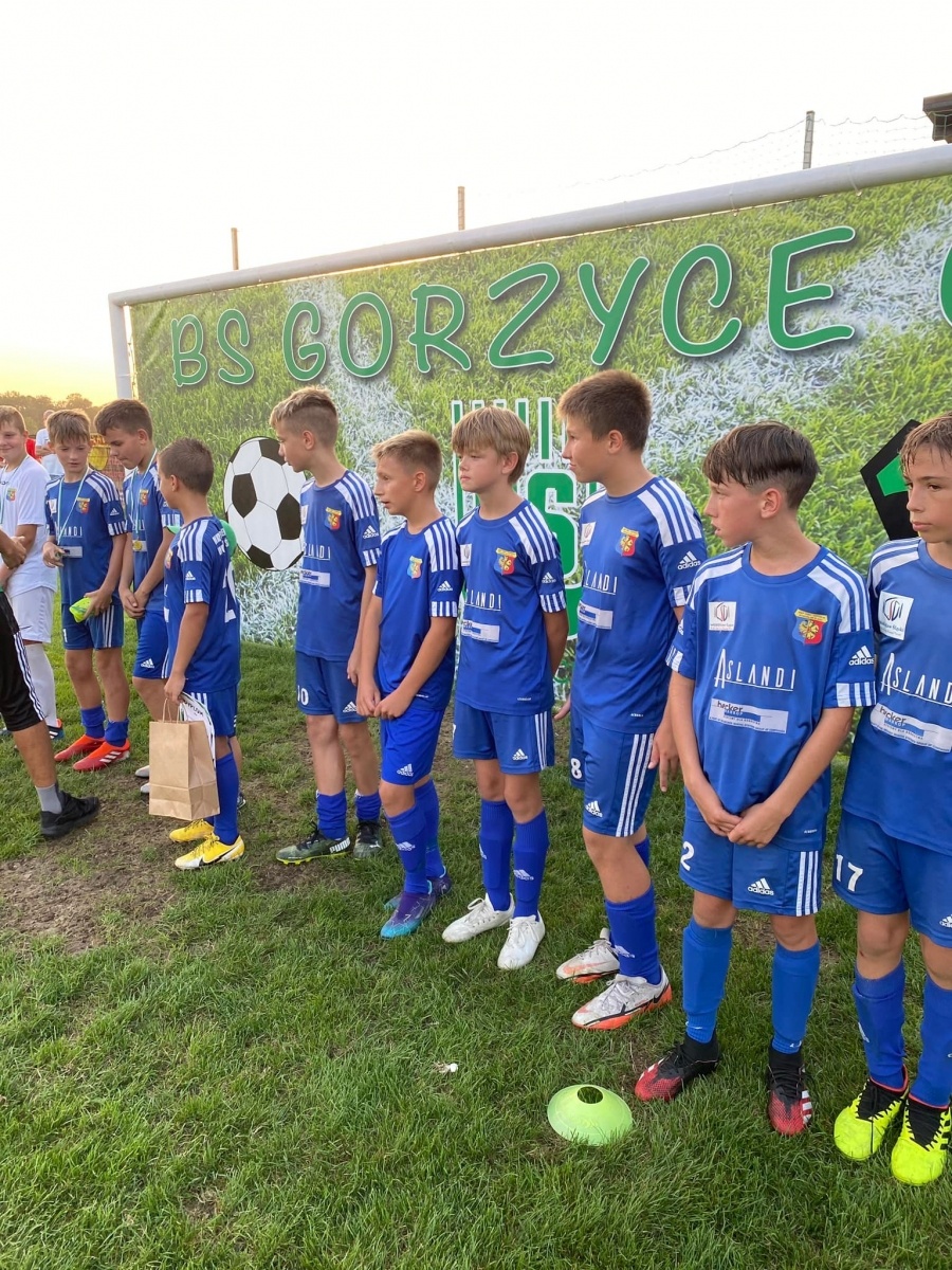 Zdjęcie w galerii na portalu naszwodzislaw.com: Emocji i goli pod dostatkiem. Gorzyce Cup na półmetku [FOTO] wiadomości z regionu