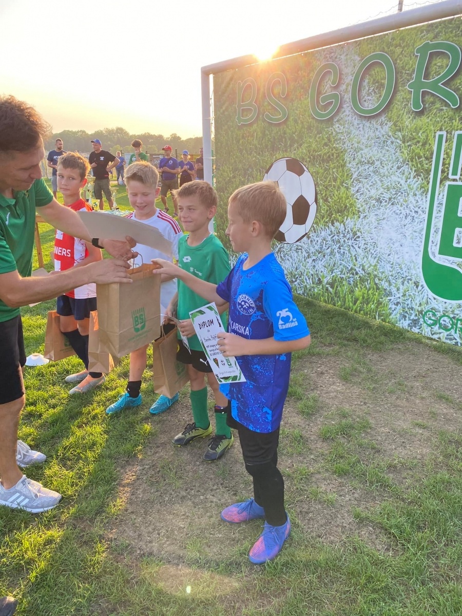 Zdjęcie w galerii na portalu naszwodzislaw.com: Emocji i goli pod dostatkiem. Gorzyce Cup na półmetku [FOTO] wiadomości z regionu