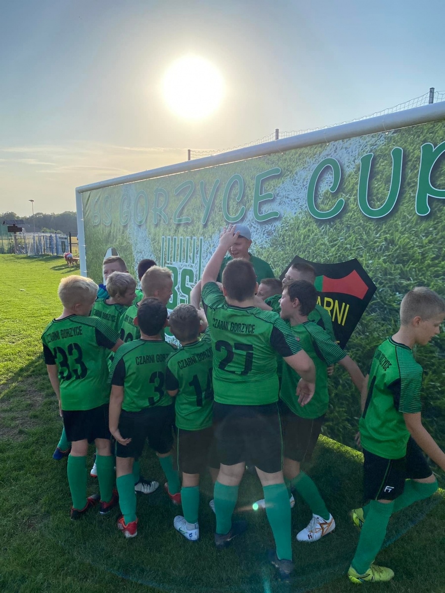 Zdjęcie w galerii na portalu naszwodzislaw.com: Emocji i goli pod dostatkiem. Gorzyce Cup na półmetku [FOTO] wiadomości z regionu