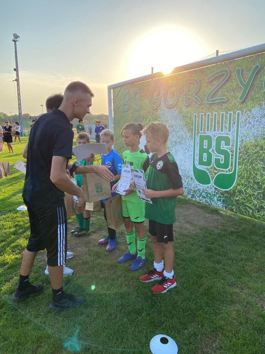 Zdjęcie w galerii na portalu naszwodzislaw.com: Emocji i goli pod dostatkiem. Gorzyce Cup na półmetku [FOTO] wiadomości z regionu