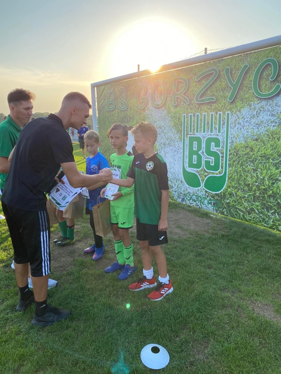 Zdjęcie w galerii na portalu naszwodzislaw.com: Emocji i goli pod dostatkiem. Gorzyce Cup na półmetku [FOTO] wiadomości z regionu