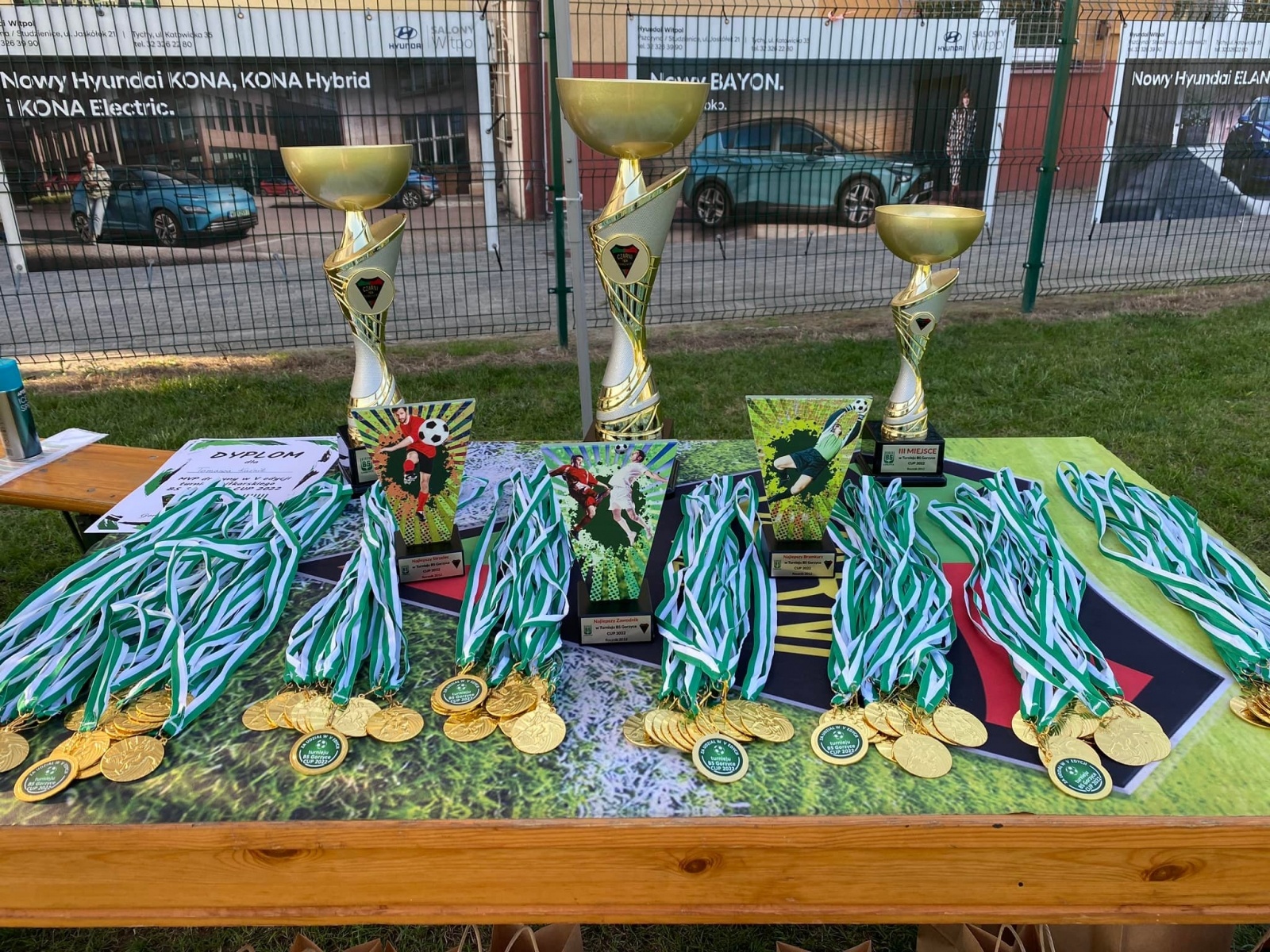 Zdjęcie w galerii na portalu naszwodzislaw.com: Emocji i goli pod dostatkiem. Gorzyce Cup na półmetku [FOTO] wiadomości z regionu