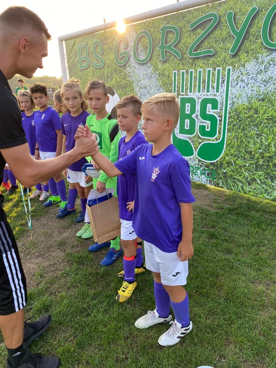 Zdjęcie w galerii na portalu naszwodzislaw.com: Emocji i goli pod dostatkiem. Gorzyce Cup na półmetku [FOTO] wiadomości z regionu