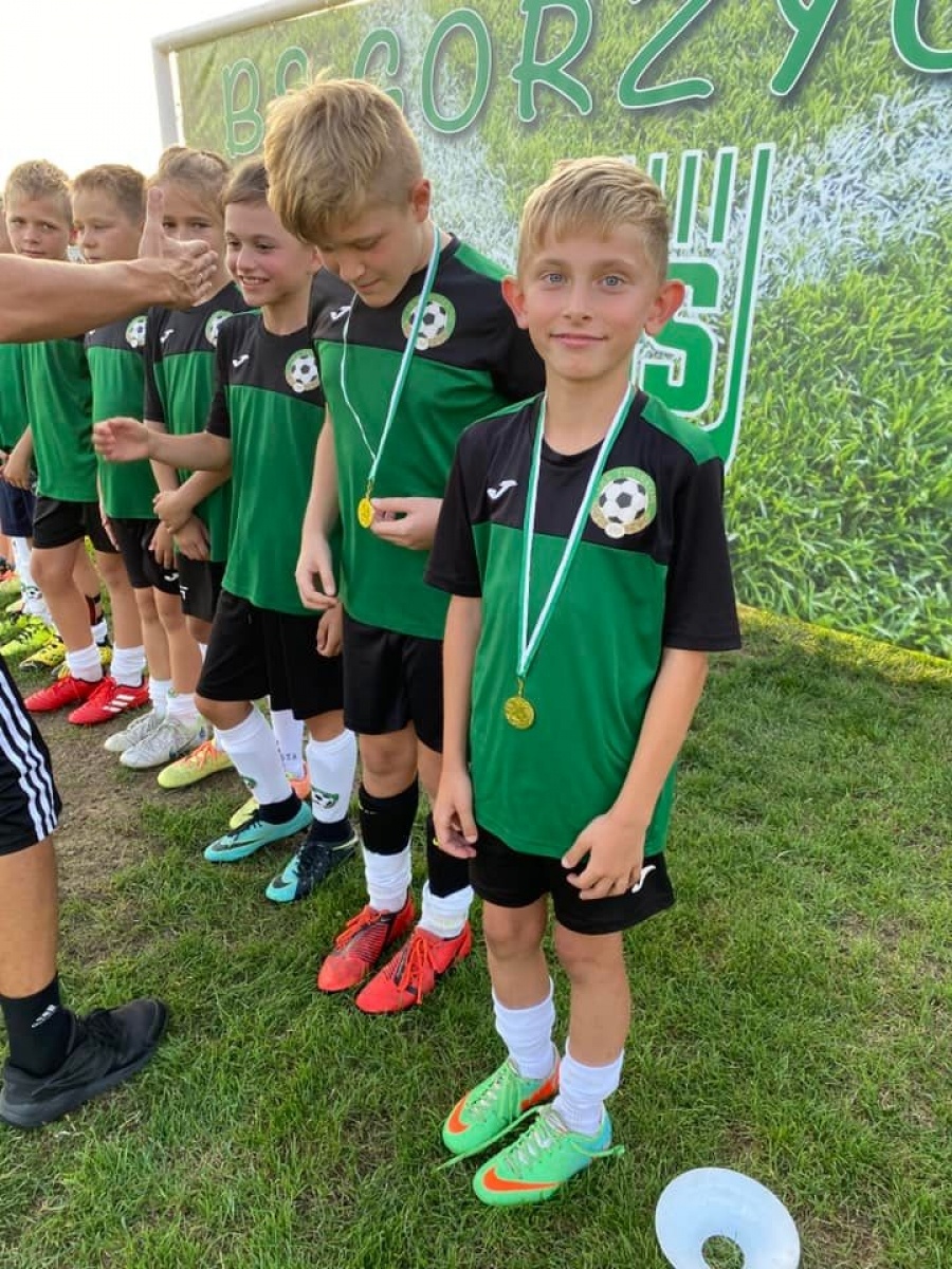 Zdjęcie w galerii na portalu naszwodzislaw.com: Emocji i goli pod dostatkiem. Gorzyce Cup na półmetku [FOTO] wiadomości z regionu