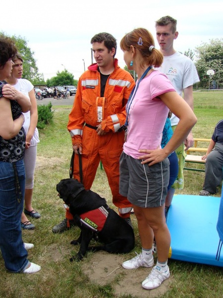 Zdjęcie w galerii na portalu naszwodzislaw.com: Uczniowie za kierownicami terenówek wiadomości z regionu