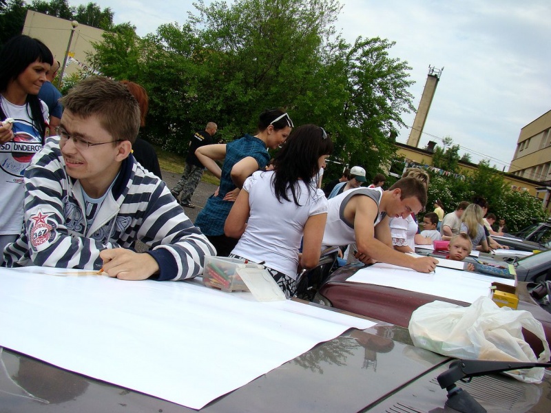 Zdjęcie w galerii na portalu naszwodzislaw.com: Uczniowie za kierownicami terenówek wiadomości z regionu