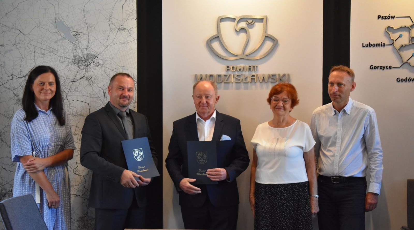 Zdjęcie w galerii na portalu naszwodzislaw.com: 1 września rusza nowa linia w powiecie. Przez miesiąc za darmo wiadomości z regionu