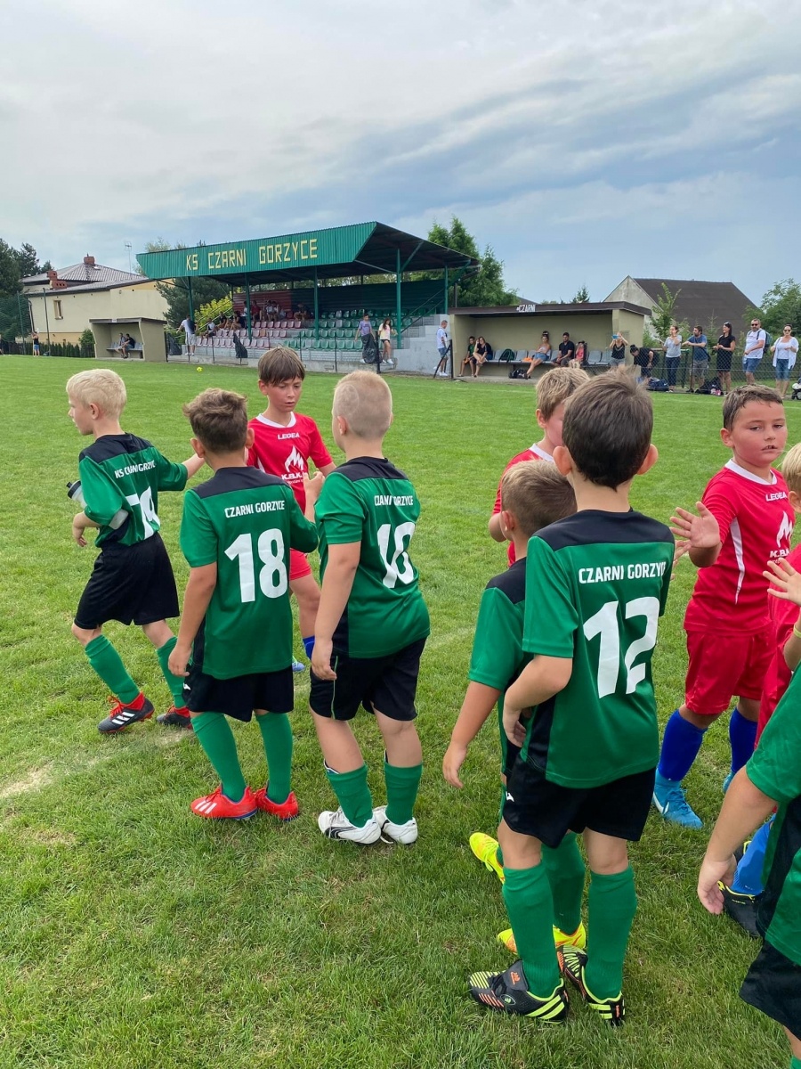Zdjęcie w galerii na portalu naszwodzislaw.com: Młodzi piłkarze dali czadu na finał Gorzyce Cup 2022 [FOTO] wiadomości z regionu