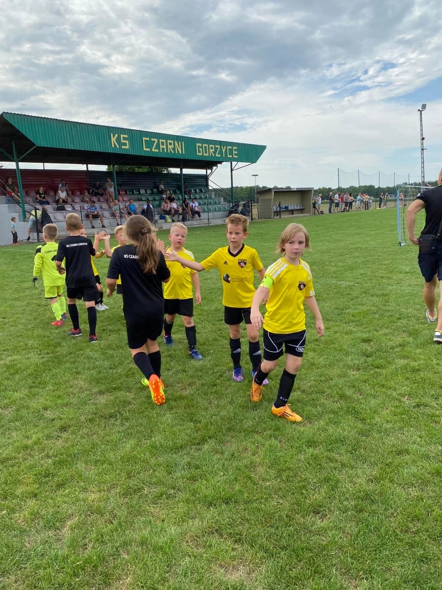 Zdjęcie w galerii na portalu naszwodzislaw.com: Młodzi piłkarze dali czadu na finał Gorzyce Cup 2022 [FOTO] wiadomości z regionu
