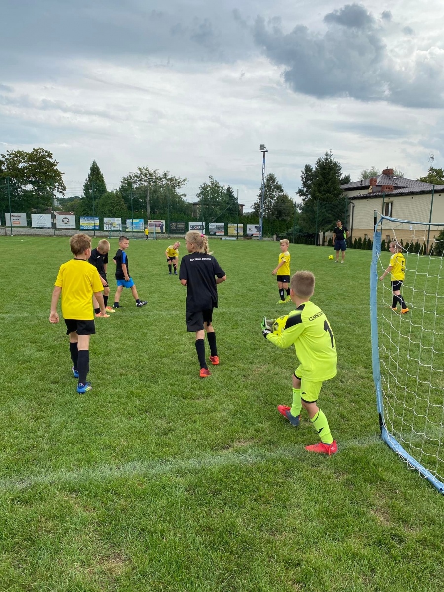 Zdjęcie w galerii na portalu naszwodzislaw.com: Młodzi piłkarze dali czadu na finał Gorzyce Cup 2022 [FOTO] wiadomości z regionu