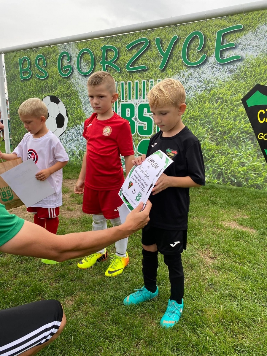 Zdjęcie w galerii na portalu naszwodzislaw.com: Młodzi piłkarze dali czadu na finał Gorzyce Cup 2022 [FOTO] wiadomości z regionu