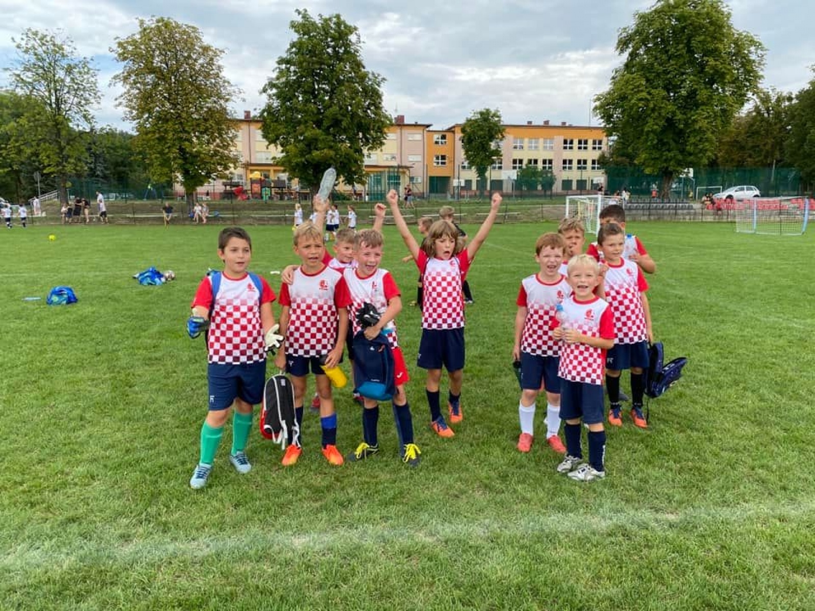 Zdjęcie w galerii na portalu naszwodzislaw.com: Młodzi piłkarze dali czadu na finał Gorzyce Cup 2022 [FOTO] wiadomości z regionu