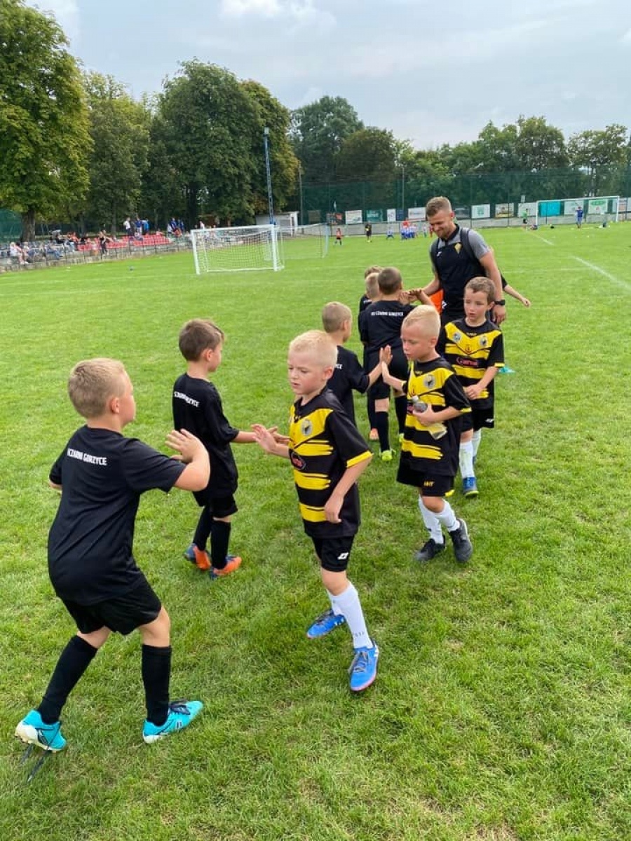 Zdjęcie w galerii na portalu naszwodzislaw.com: Młodzi piłkarze dali czadu na finał Gorzyce Cup 2022 [FOTO] wiadomości z regionu