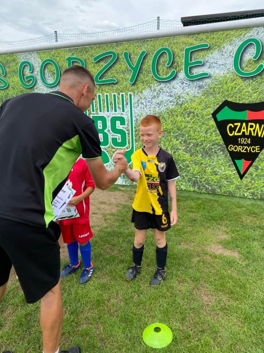 Zdjęcie w galerii na portalu naszwodzislaw.com: Młodzi piłkarze dali czadu na finał Gorzyce Cup 2022 [FOTO] wiadomości z regionu