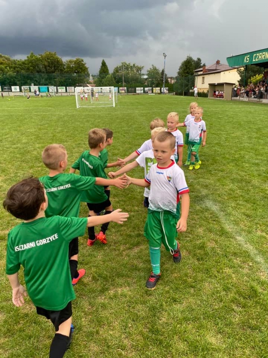 Zdjęcie w galerii na portalu naszwodzislaw.com: Młodzi piłkarze dali czadu na finał Gorzyce Cup 2022 [FOTO] wiadomości z regionu